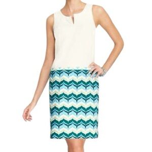 Ann Taylor Wave Print‎ Sleeveless Shift Dress Size 6 Career Office